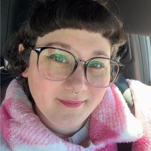 Meet your Posher, Amethyst